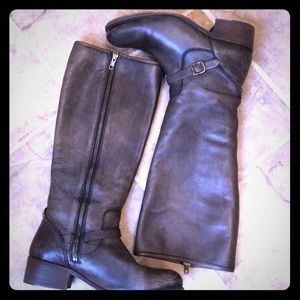 Frye Lynn knee high boots size 9 Strap Gray